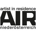 Minimalisitsches typographisches Logo von AiR – Artist in Residence Niederösterreich